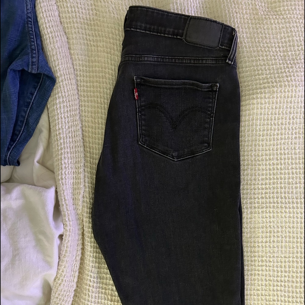 Levi’s size 12/32 waist, blackishgray